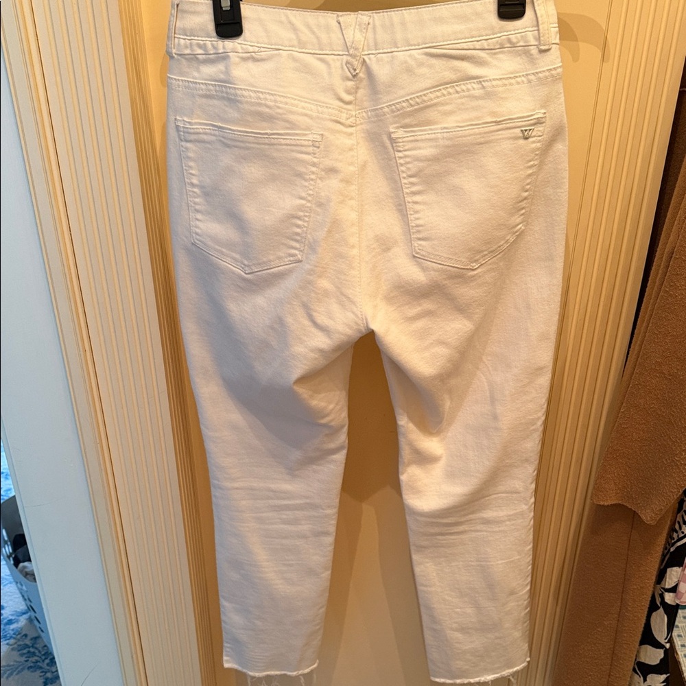 Wit & Wisdom
Ab'Solution High Waist Raw
Hem Ankle Straight Leg Jeans - Picture 7 of 8